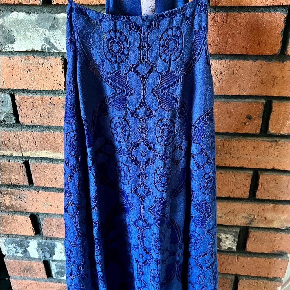 Alya Lace Blue Dress - Picture 3 of 8